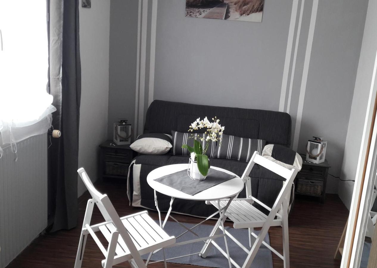 Chambre D'Hote - La Ruche Des Bleuets Mulsanne Kültér fotó