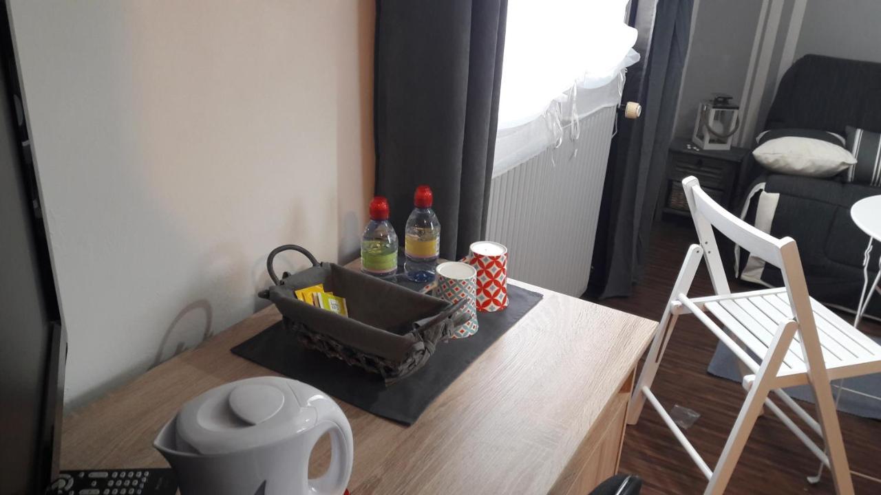 Chambre D'Hote - La Ruche Des Bleuets Mulsanne Kültér fotó